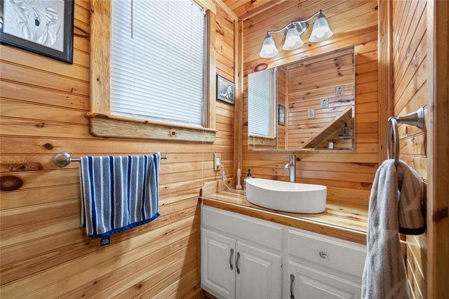 530 Quail Trail, Clarkesville, GA 30523