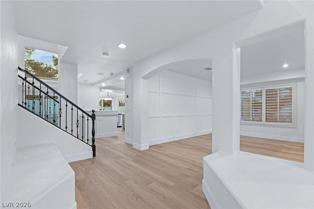 4065 Abernethy Forest Place, Las Vegas, NV 89141