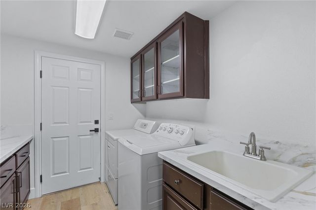 4065 Abernethy Forest Place, Las Vegas, NV 89141