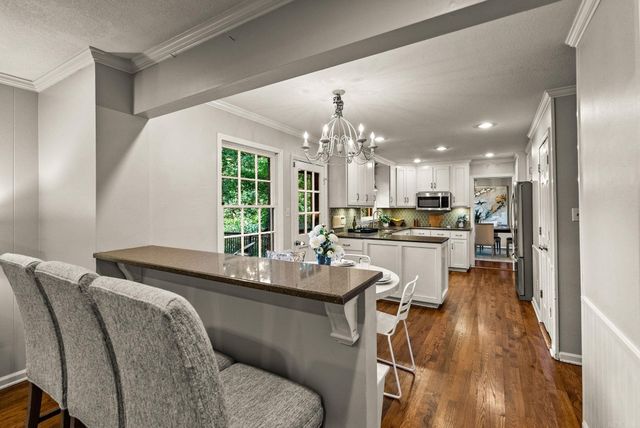 8 Bugle Court, Little Rock, AR 72227