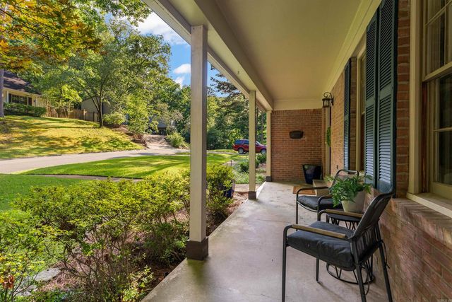 8 Bugle Court, Little Rock, AR 72227