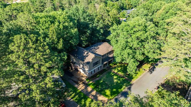 8 Bugle Court, Little Rock, AR 72227