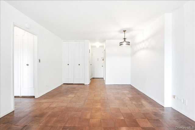 110-11 Queens Boulevard 6M, Forest Hills, NY 11375