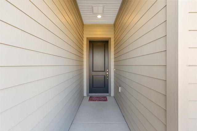 5616 NW 37TH LANE ROAD, Ocala, FL 34482