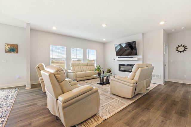 534 Brayshaw Drive, Ostrander, OH 43061