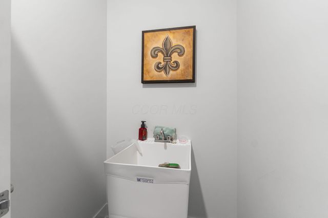 534 Brayshaw Drive, Ostrander, OH 43061