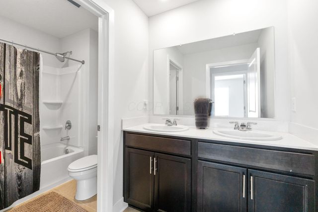 534 Brayshaw Drive, Ostrander, OH 43061