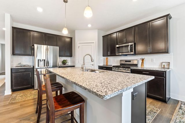 534 Brayshaw Drive, Ostrander, OH 43061