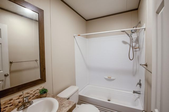 271 St Thomas Drive, Point Blank, TX 77364