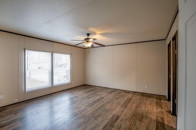 271 St Thomas Drive, Point Blank, TX 77364