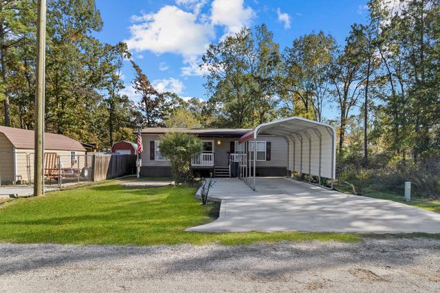 271 St Thomas Drive, Point Blank, TX 77364