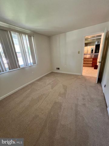 5704 COLON TER, Temple Hills, MD 20748