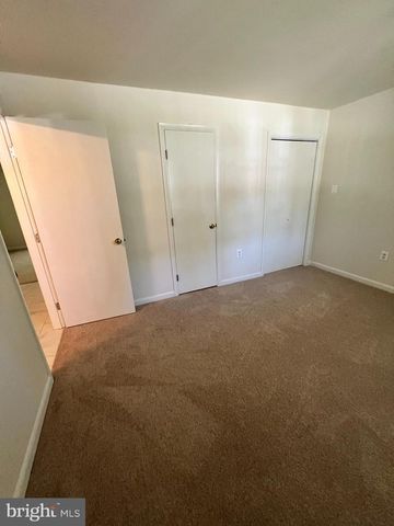 5704 COLON TER, Temple Hills, MD 20748