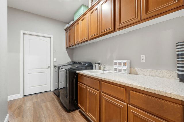 1483 Atlantic Avenue, Lemoore, CA 93245