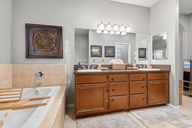 1483 Atlantic Avenue, Lemoore, CA 93245