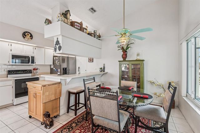 214 LINGER LANE, Sun City Center, FL 33573