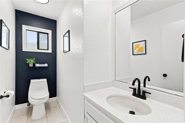 2609 Nelson Avenue F, Redondo Beach, CA 90278