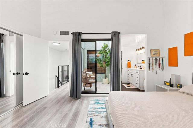 2609 Nelson Avenue F, Redondo Beach, CA 90278