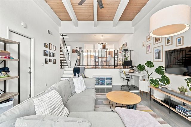 2609 Nelson Avenue F, Redondo Beach, CA 90278