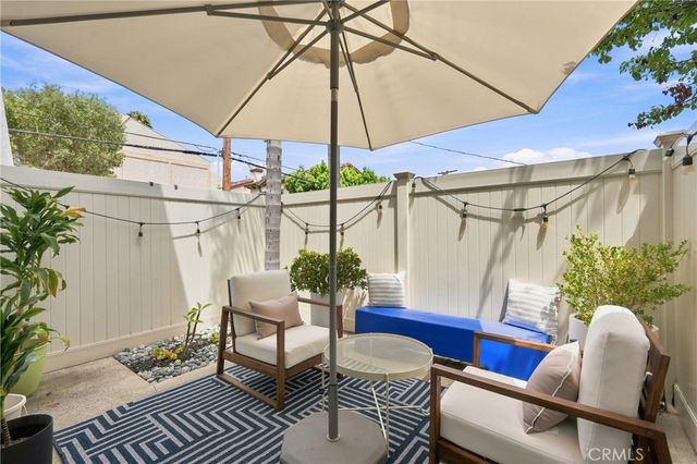 2609 Nelson Avenue F, Redondo Beach, CA 90278