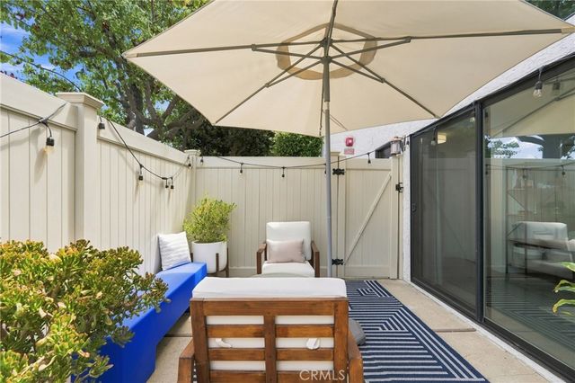 2609 Nelson Avenue F, Redondo Beach, CA 90278