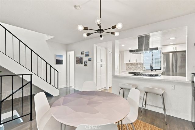 2609 Nelson Avenue F, Redondo Beach, CA 90278