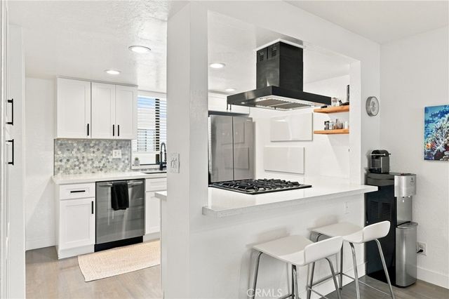 2609 Nelson Avenue F, Redondo Beach, CA 90278