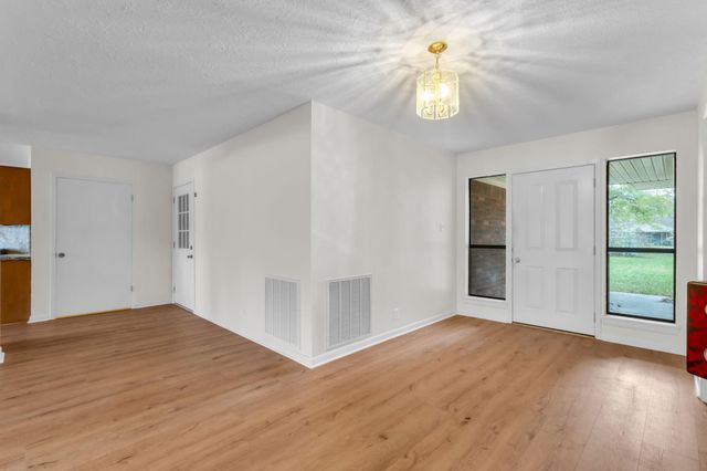 743 Sherwood Forest Drive, Ivanhoe, TX 75979