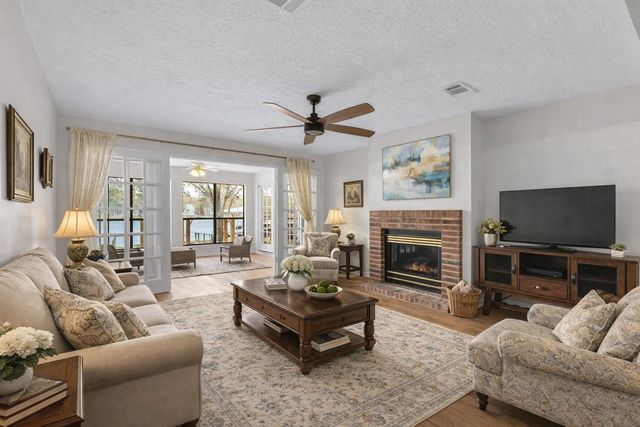 743 Sherwood Forest Drive, Ivanhoe, TX 75979