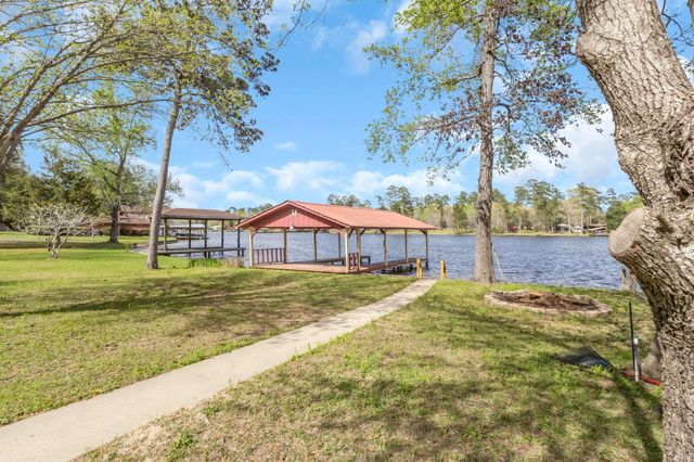 743 Sherwood Forest Drive, Ivanhoe, TX 75979