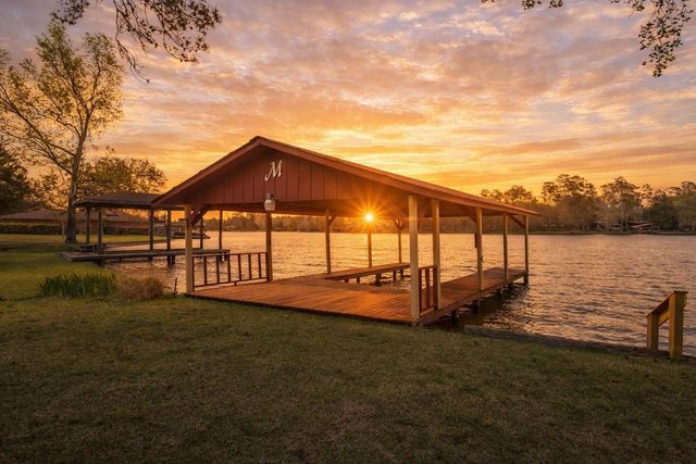 743 Sherwood Forest Drive, Ivanhoe, TX 75979