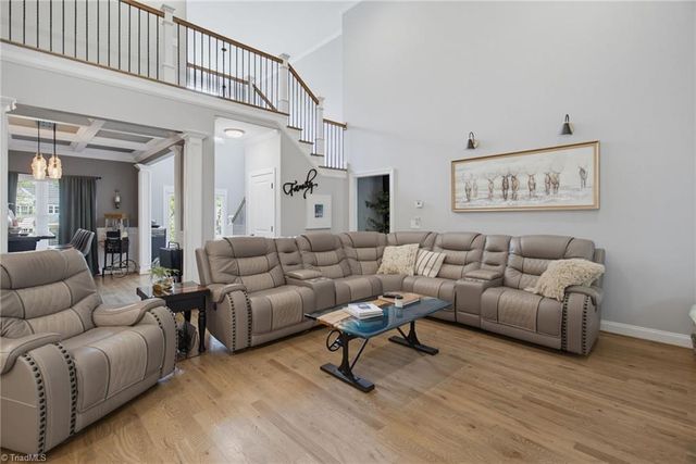 179 Pipers Ridge West, Winston-salem, NC 27127