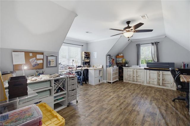 179 Pipers Ridge West, Winston-salem, NC 27127