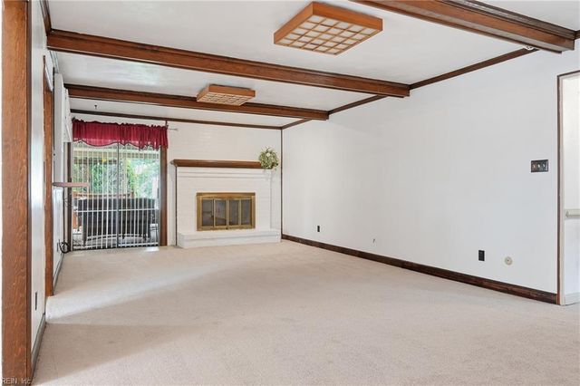 229 Newtown RD S, Norfolk, VA 23502