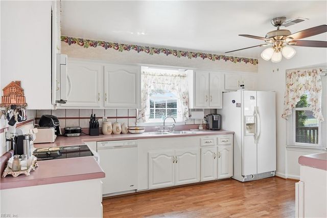 229 Newtown RD S, Norfolk, VA 23502
