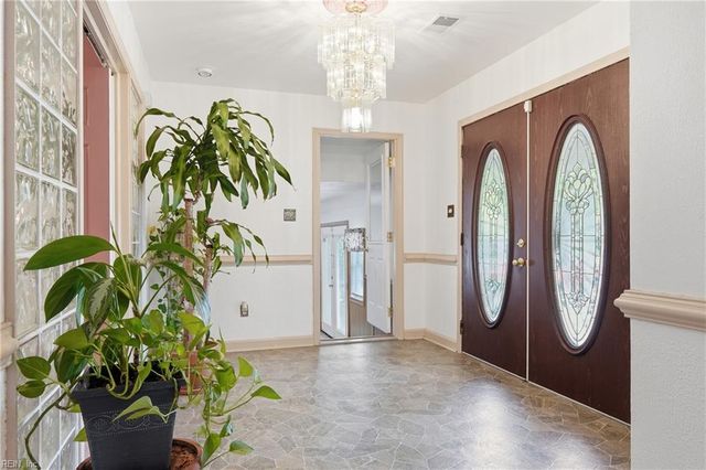 229 Newtown RD S, Norfolk, VA 23502