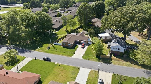 229 Newtown RD S, Norfolk, VA 23502