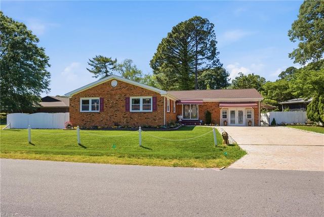 229 Newtown RD S, Norfolk, VA 23502