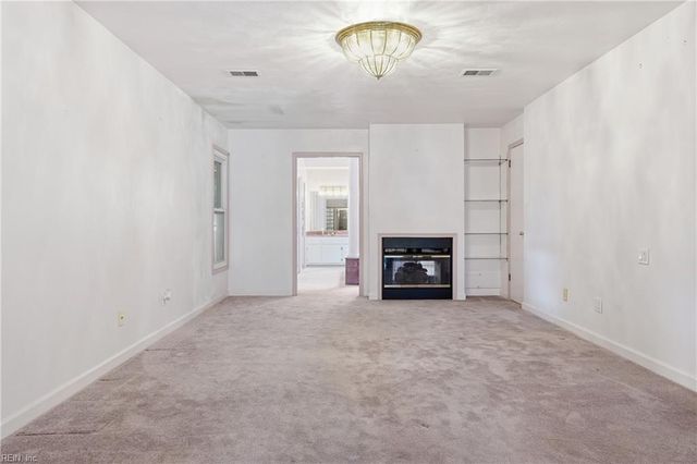 229 Newtown RD S, Norfolk, VA 23502