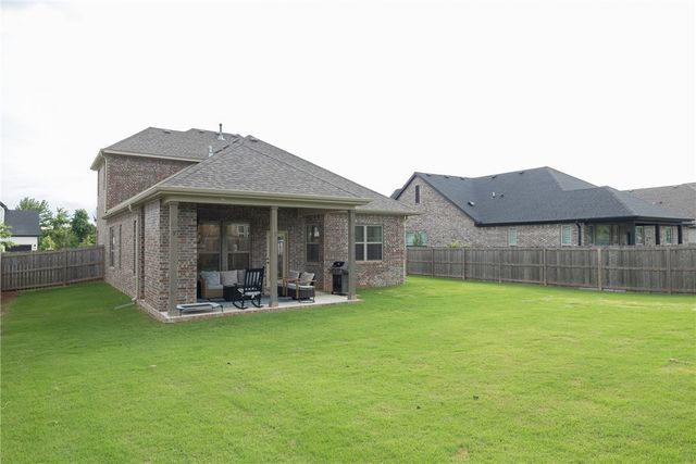 3758 W Dahlia Way, Fayetteville, AR 72704