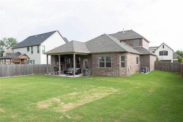 3758 W Dahlia Way, Fayetteville, AR 72704