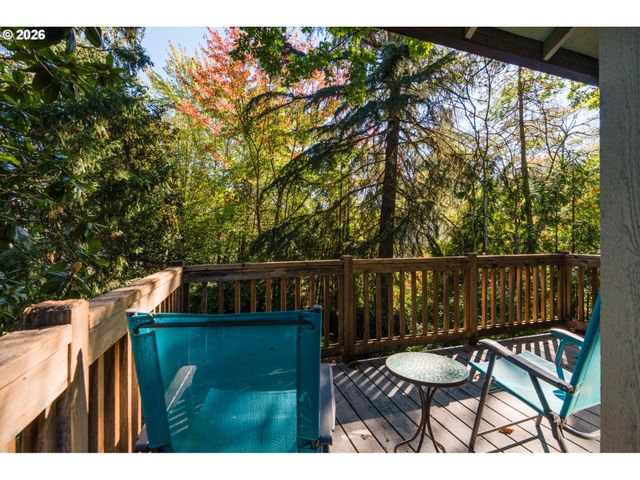 1355 Sw RUSS Ln, Mc Minnville, OR 97128