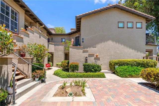 42 Via Contento, Rancho Santa Margarita, CA 92688