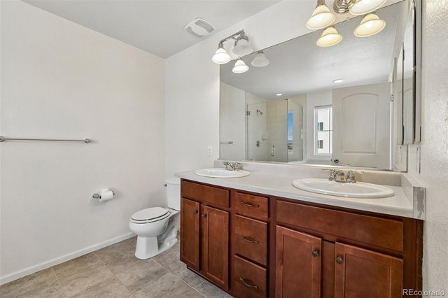 9205 E Prairie Meadow Drive, Denver, CO 80238