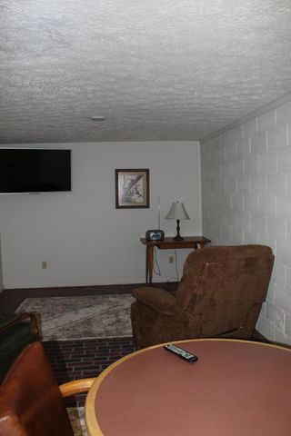 8455 Perryville Road, Danville, KY 40422