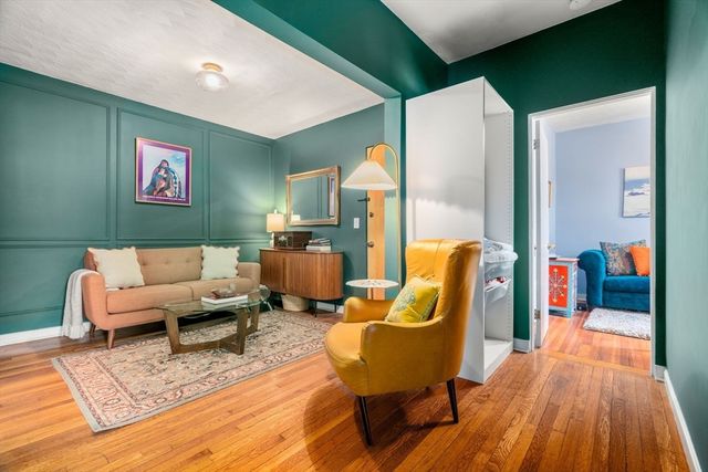 1404 Commonwealth Ave 17, Boston, MA 02135