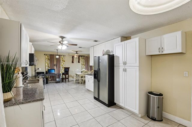 3398 NW 212th St, Miami Gardens, FL 33056