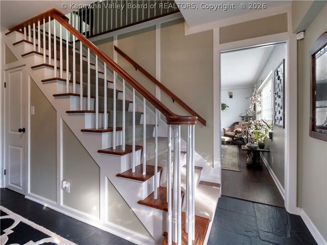 1108 Montrose Drive, South Charleston, WV 25303