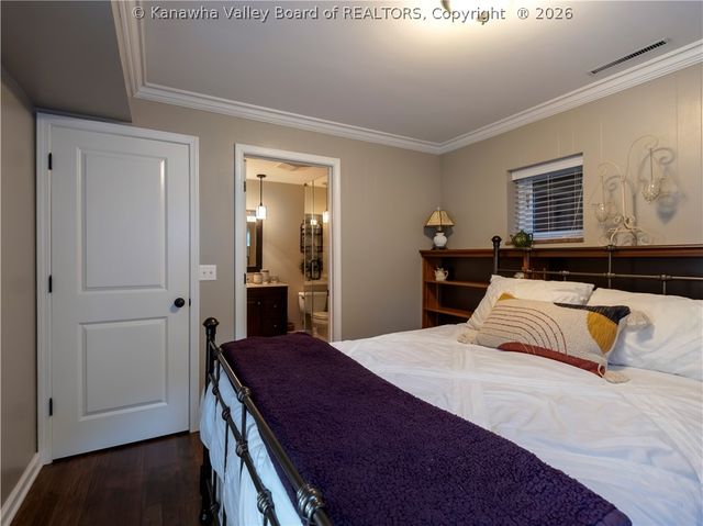 1108 Montrose Drive, South Charleston, WV 25303