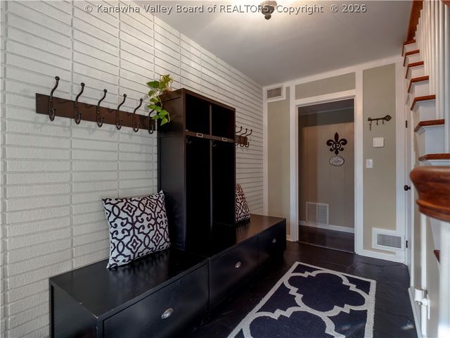 1108 Montrose Drive, South Charleston, WV 25303